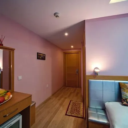 Gulhane Corner Hotel 3*