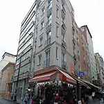 Gulhane Corner Hotel 3*