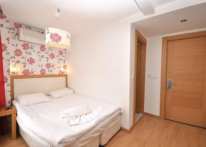 Hotel Gulhane Corner 3*