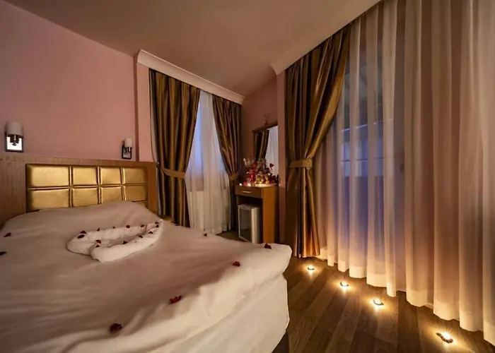 Gulhane Corner Hotel 3*